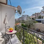 Geraeumige Mit Meerblick By Interhome Apartment