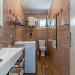 Geraeumige Mit Meerblick By Interhome *