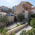 Geraeumige Mit Meerblick By Interhome Apartment *