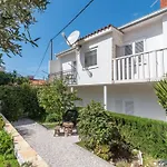 Apartment Geraeumige Mit Meerblick By Interhome Trogir