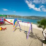 Apartment Geraeumige Mit Meerblick By Interhome Trogir