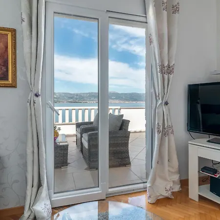 דירה Apartment - By Interhome טרוגיר