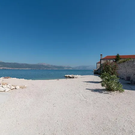 Geraeumige Mit Meerblick By Interhome Trogir